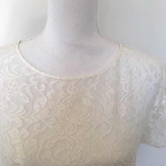 ❤️HOST PICK❤️American Apparel All White Lace Top - Picture 4 of 8